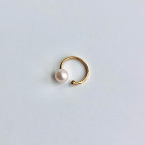 Real Japanese Akoya Pearl Ear Cuff in 18K Gold Setting